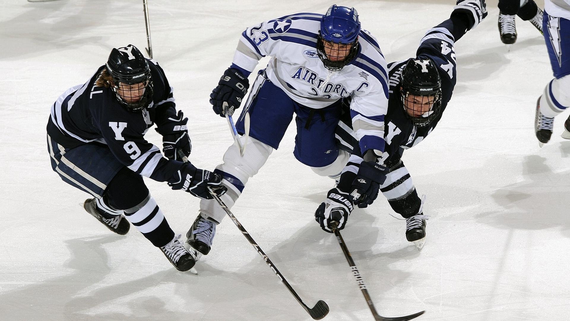 LOL精彩操作引爆全网，英雄联盟精彩操作集锦是怎么弄得